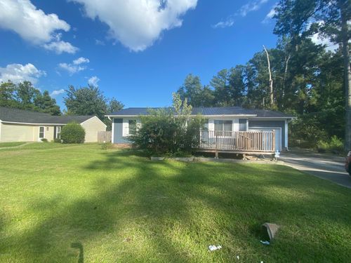 220 Lakewood Dr, Jacksonville, NC, 28546-4636 | Card Image