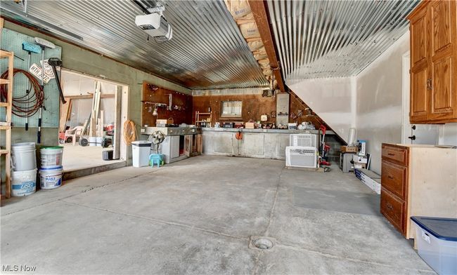 10913 Us Route 62, House other with 5 bedrooms, 2 bathrooms and null parking in Killbuck OH | Image 32