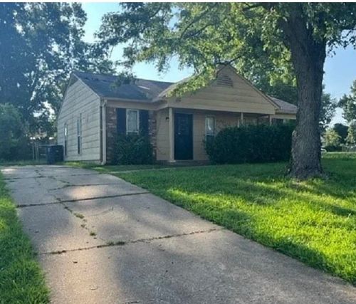 4360 Howardcrest Dr, Memphis, TN, 38128-1731 | Card Image