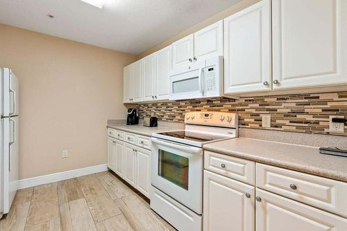 425-1200 Town Center Dr, Jupiter, FL, 33458-5256 | Card Image