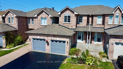 8 Wildwood Trail, Home with 3 bedrooms, 2 bathrooms and 2 parking in Barrie ON | Image 1