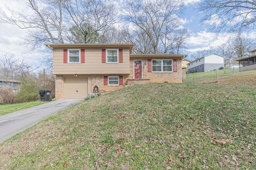 5958 Congress Ln, Harrison, TN, 37341-4910 | Card Image