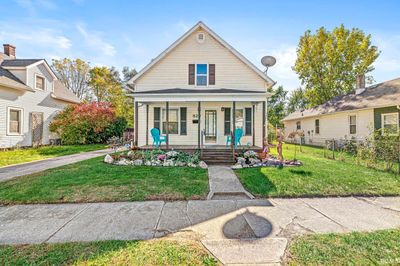 829 E 5th Street, House other with 3 bedrooms, 2 bathrooms and null parking in Mishawaka IN | Image 2