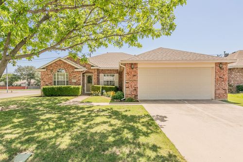 8301 Clearbrook Dr, Fort Worth, TX, 76123-2311 | Card Image