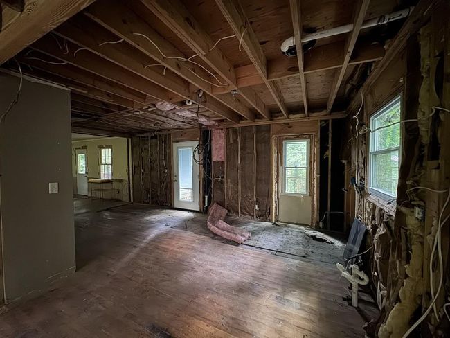 372 Nalley Dr, House other with 4 bedrooms, 3 bathrooms and null parking in Stone Mountain GA | Image 5