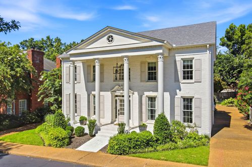 107 Chatsworth Dr, Nashville, TN, 37215-2432 | Card Image
