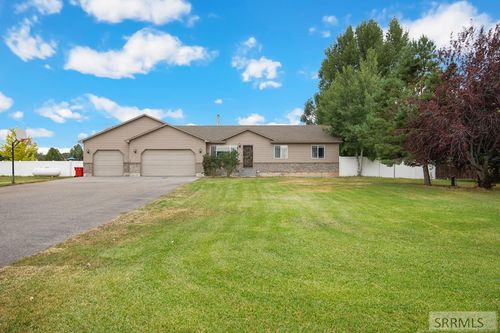 4234 E 295 N, Rigby, ID, 83422 | Card Image