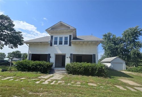 119 W 2nd St, Winston, MO, 64689-1639 | Card Image