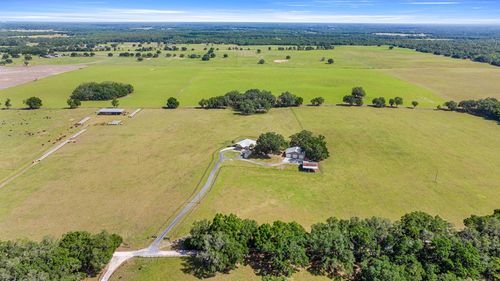 20551 Se 80th St, MORRISTON, FL, 32668-5490 | Card Image