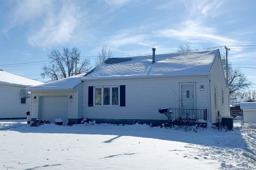 1128 Garst Ave, Boone, IA, 50036-4813 | Card Image