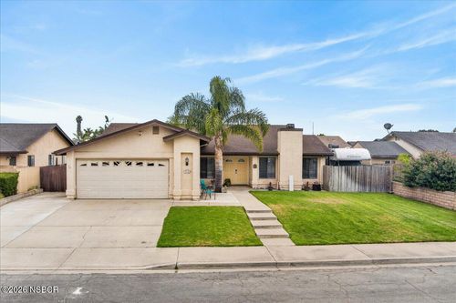 1116 N Y St, Lompoc, CA, 93436-3155 | Card Image