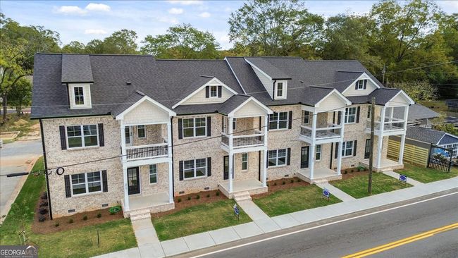 321 S Madison Ave, Townhouse with 4 bedrooms, 3 bathrooms and null parking in Monroe GA | Image 42