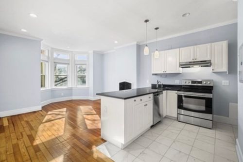 5-1834 Beacon St, Brookline, MA, 02445 | Card Image