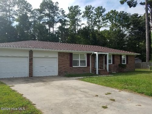 2014 Cedar Point Cir, Elizabeth City, NC, 27909-9694 | Card Image