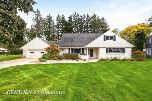 45 Benton Rd, Saginaw, MI, 48602-1945 | Card Image