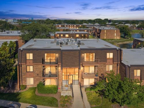 2b-617 Limerick Lane, Schaumburg, IL, 60193 | Card Image