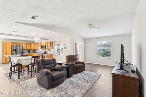2190 Carter Braxton Rd, ORANGE PARK, FL, 32073-5050 | Card Image