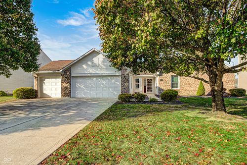 1834 Wynnewood Ln, Avon, IN, 46123-5300 | Card Image