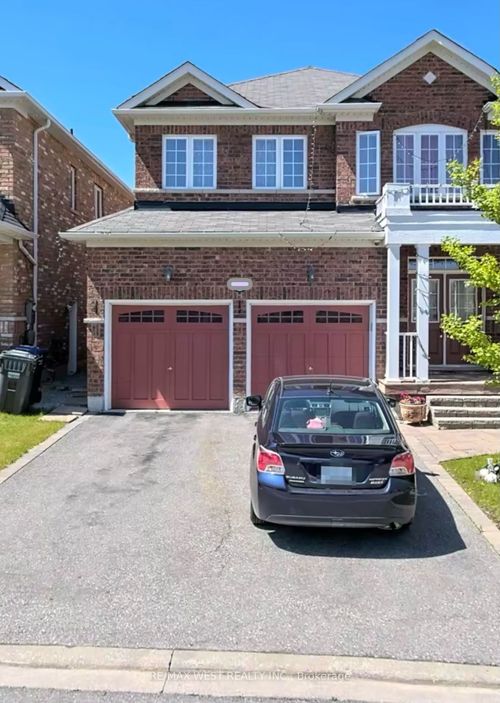 12 Haviland Cir, Brampton, ON, L6R0Z1 | Card Image