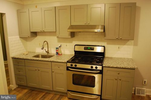 1426 S 15th St, PHILADELPHIA, PA, 19146-4804 | Card Image