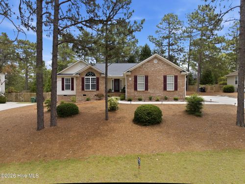2 Minikahada Trl, Pinehurst, NC, 28374-8841 | Card Image