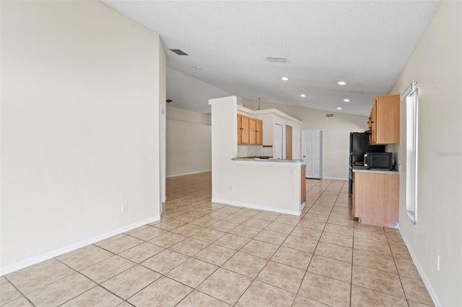 536 Cheshire Way, House other with 4 bedrooms, 2 bathrooms and null parking in DAVENPORT FL | Image 10
