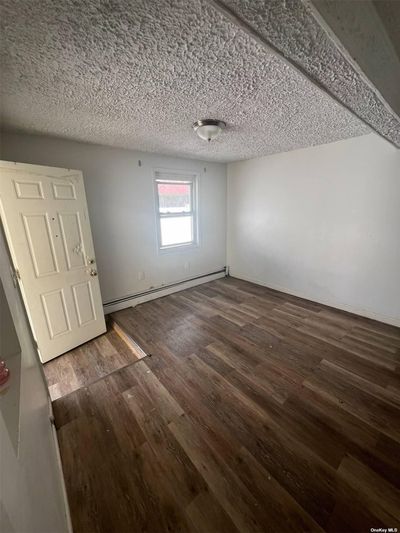 1329 Harding Park, House other with 3 bedrooms, 1 bathrooms and null parking in Bronx NY | Image 2