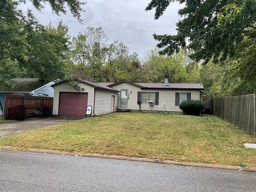 1220 E Warren St, Bucyrus, OH, 44820-2941 | Card Image