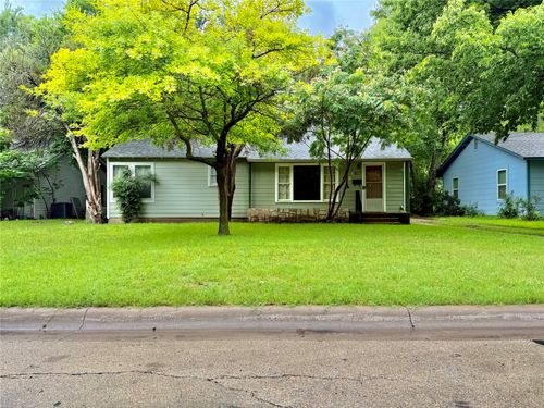1009 Denton St, Denton, TX, 76201-2887 | Card Image