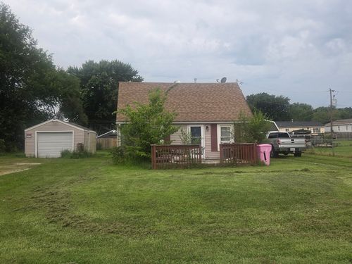915 3rd St, Colona, IL, 61241-9773 | Card Image