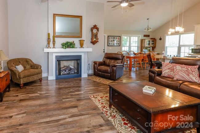 117 Richmond Ct, House other with 2 bedrooms, 2 bathrooms and null parking in Spindale NC | Image 6