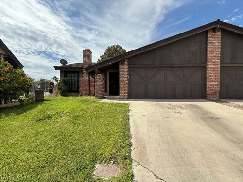 6521 Sugarpine Ln, Las Vegas, NV, 89107-1037 | Card Image