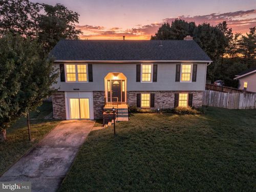 14719 Jarnigan St, CENTREVILLE, VA, 20120-1550 | Card Image