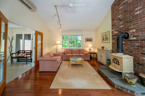 1020 Baker Turn, Quechee, VT, 05059 | Card Image