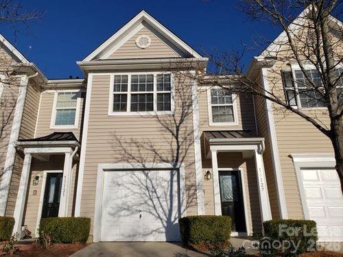 11127 Lions Mane St, Charlotte, NC, 28273-3933 | Card Image