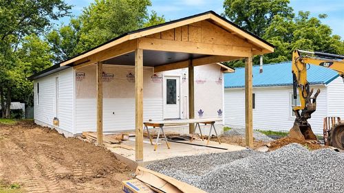 508 E Marvin Avenue, Fredericktown, MO, 63645 | Card Image