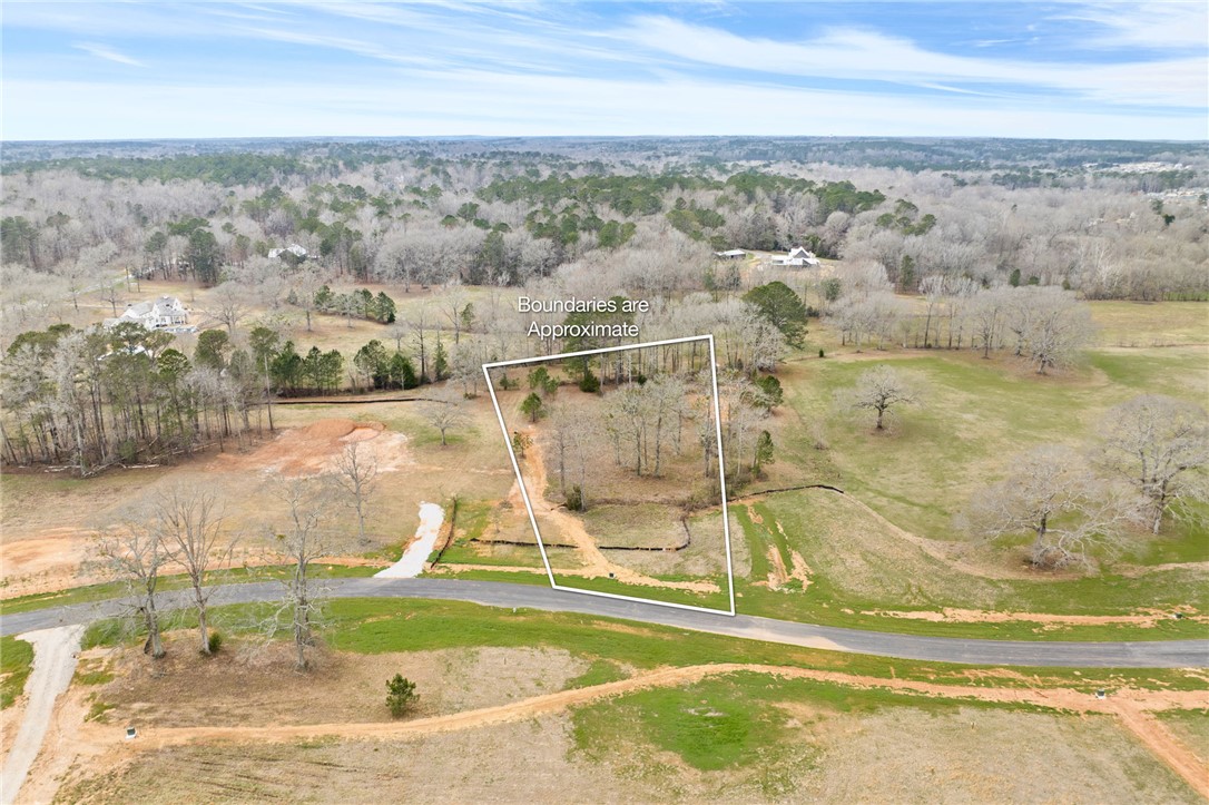 Land in Auburn