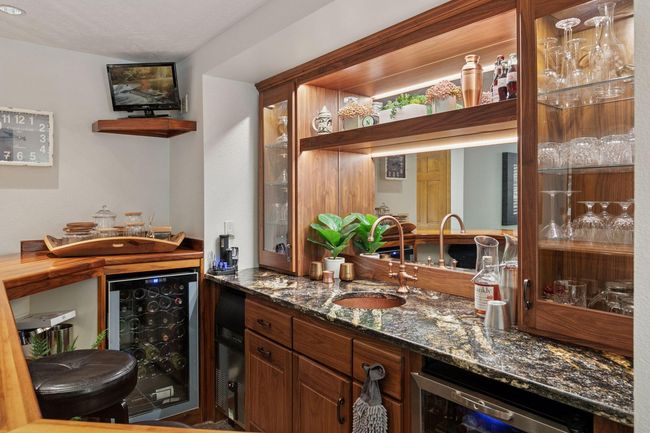 1405 W Farm Rd, House other with 5 bedrooms, 5 bathrooms and null parking in Chaska MN | Image 61