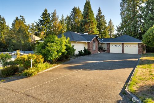 476 Nez Perce Pl, La Conner, WA, 98257-9550 | Card Image