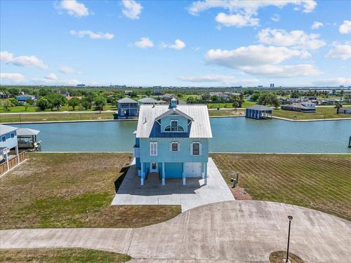 2000 Laguna Harbor Cove Blvd, Port Bolivar, TX, 77650 | Card Image