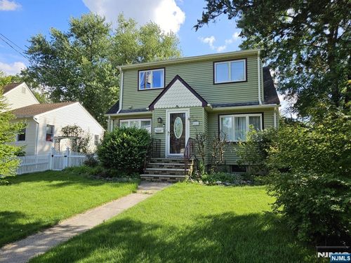 131 Island Ave, Little Falls, NJ, 07424-1234 | Card Image