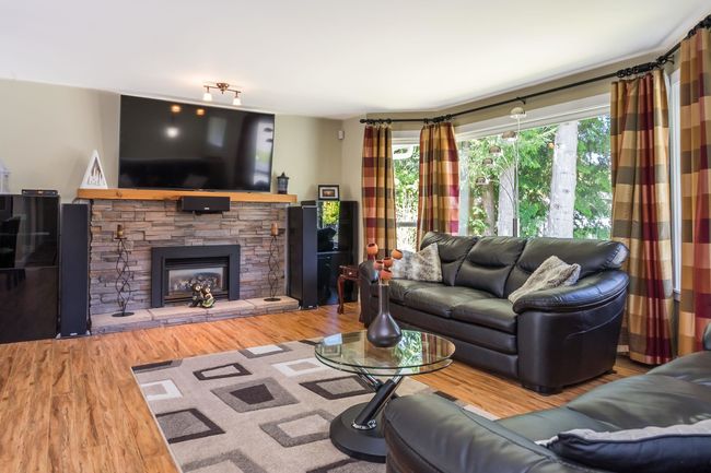 20088 44 Avenue, House other with 4 bedrooms, 2 bathrooms and 8 parking in Langley BC | Image 8