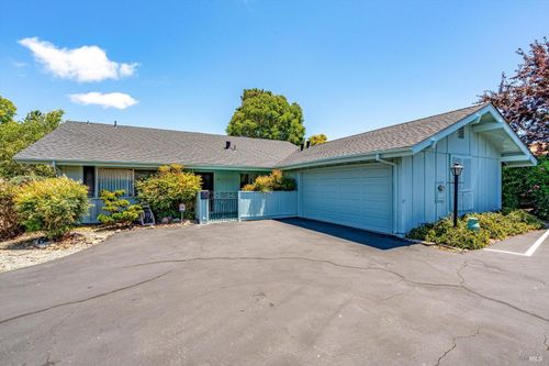 12 Glengreen St, Santa Rosa, CA, 95409-6105 | Card Image