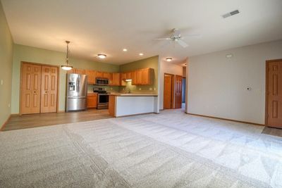 7 - 1608 Commonwealth Drive, Condo with 2 bedrooms, 2 bathrooms and null parking in Fort Atkinson WI | Image 2