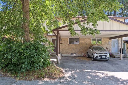 9-80 Churchill St, Waterloo, ON, N2L2X2 | Card Image
