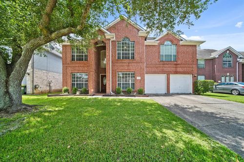 3530 Chatwood Dr, Pearland, TX, 77584-2399 | Card Image