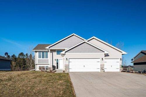 485 Highland Dr, ELLSWORTH, WI, 54011-5071 | Card Image