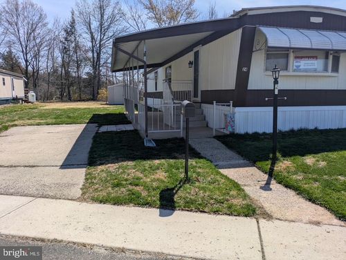 24 Lakeshore Dr, SOUTHAMPTON, NJ, 08088-1621 | Card Image