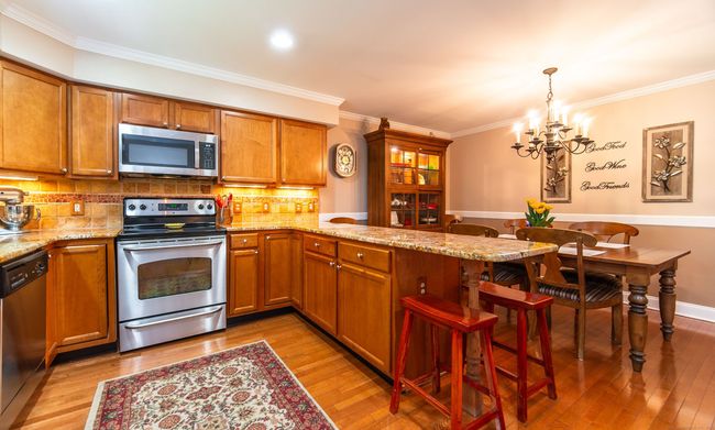 87 - 87 Allison Way, Condo with 3 bedrooms, 3 bathrooms and 3 parking in East Haven CT | Image 5