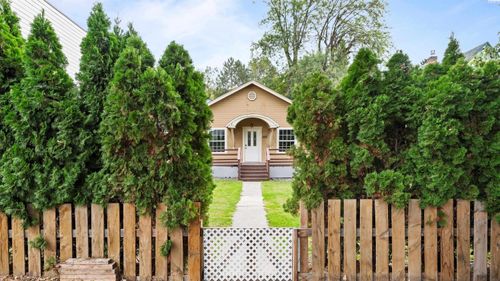 1021 Park Ave, Prosser, WA, 99350-1348 | Card Image
